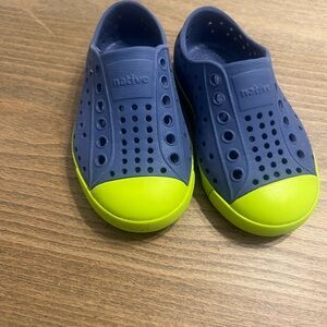 Native in Navy and bright Green